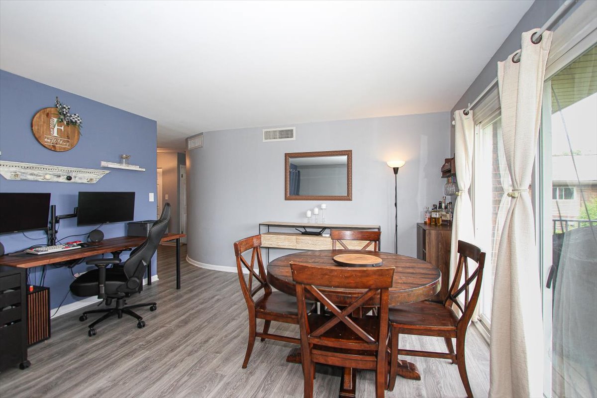 2300 Old Tavern Road 203 Property Photo 8
