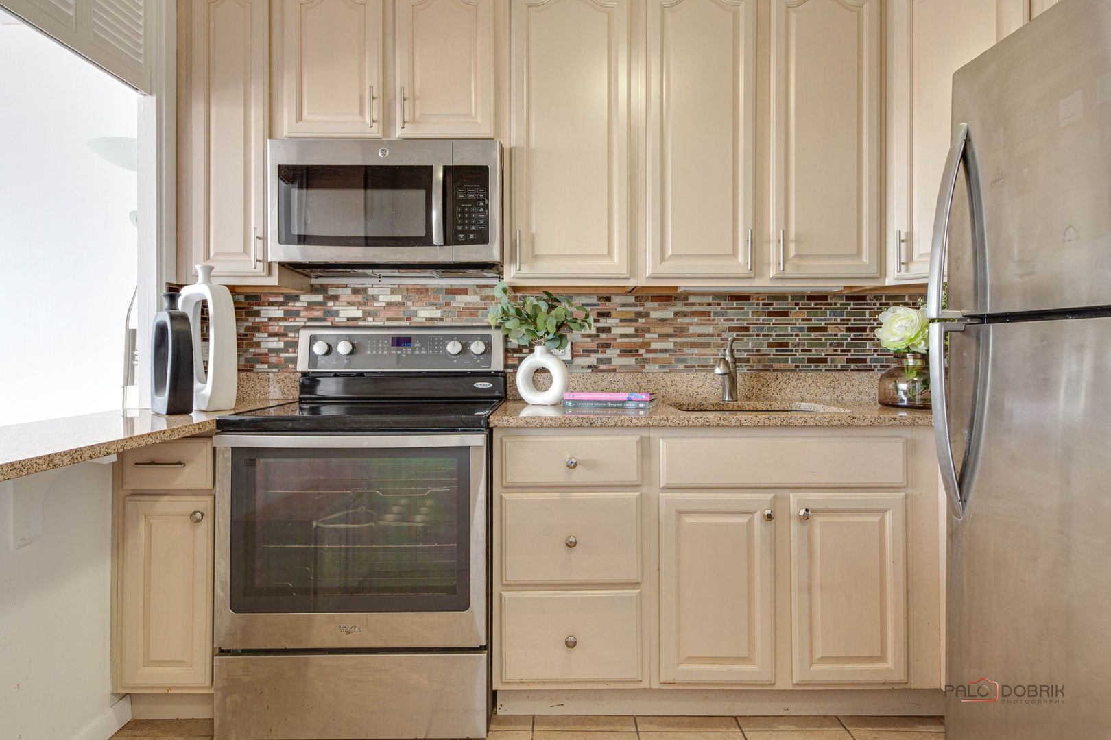 5445 N Sheridan Road 3805 Property Photo 18
