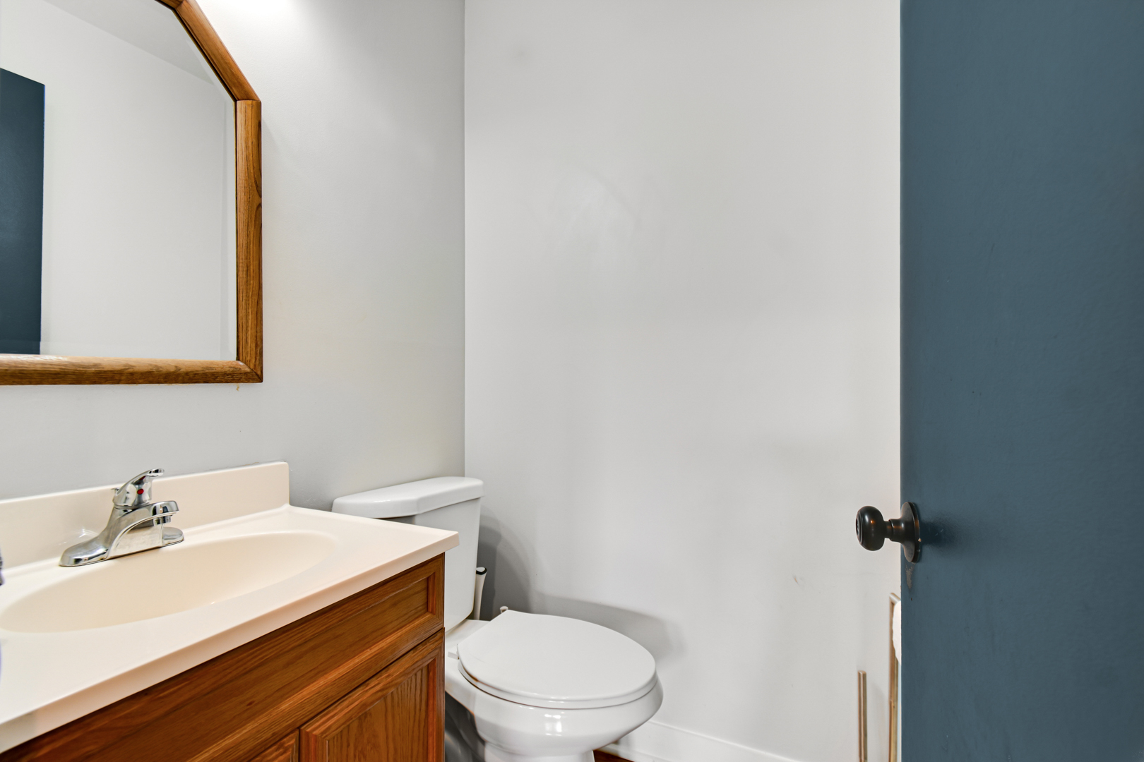 9632 Kilpatrick Avenue Property Photo 11