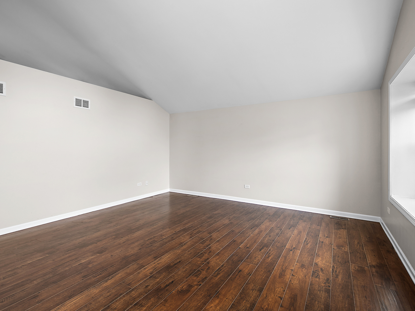 5301 Whisper Meadow Court Property Photo 4