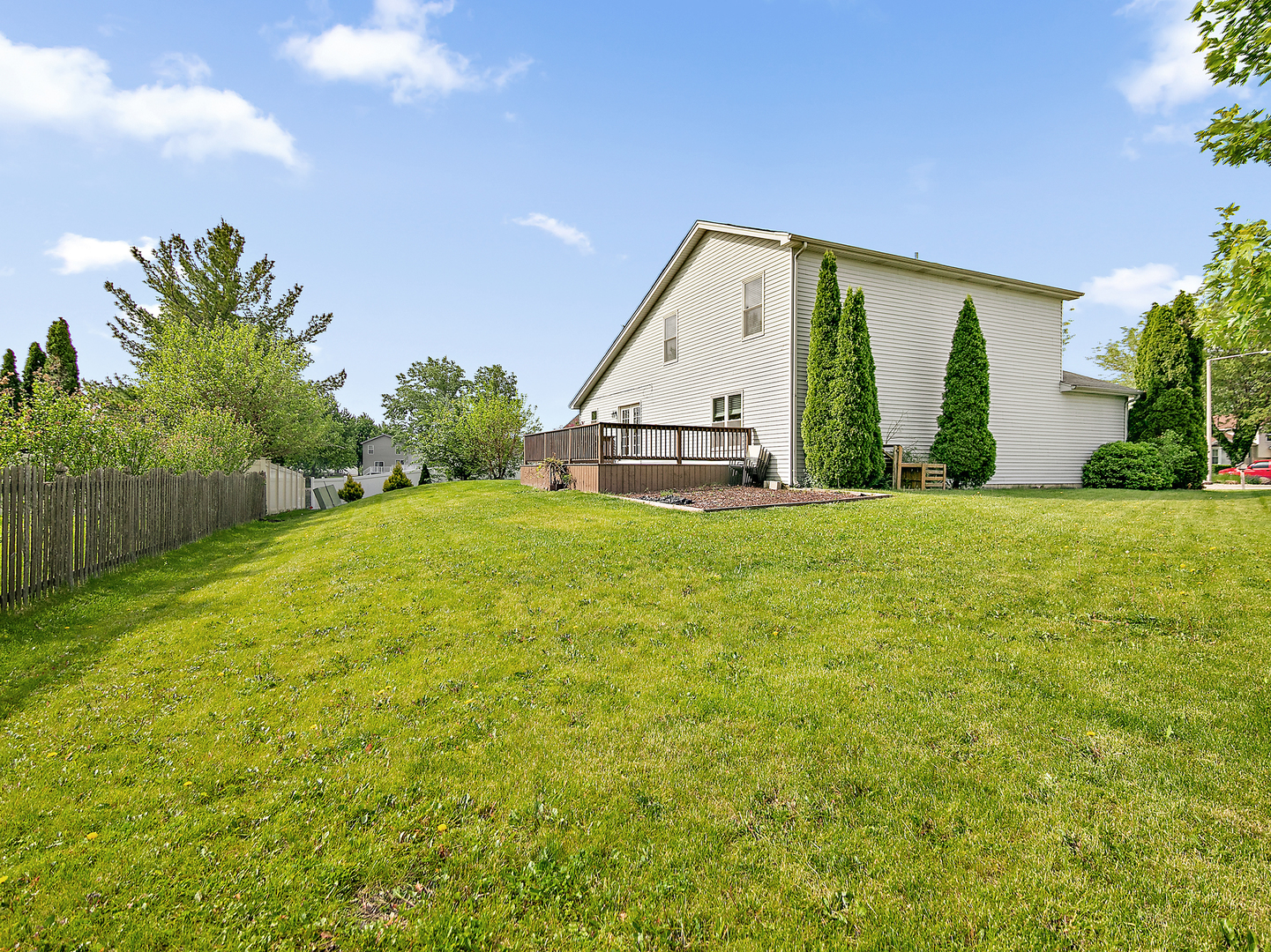 5301 Whisper Meadow Court Property Photo 23