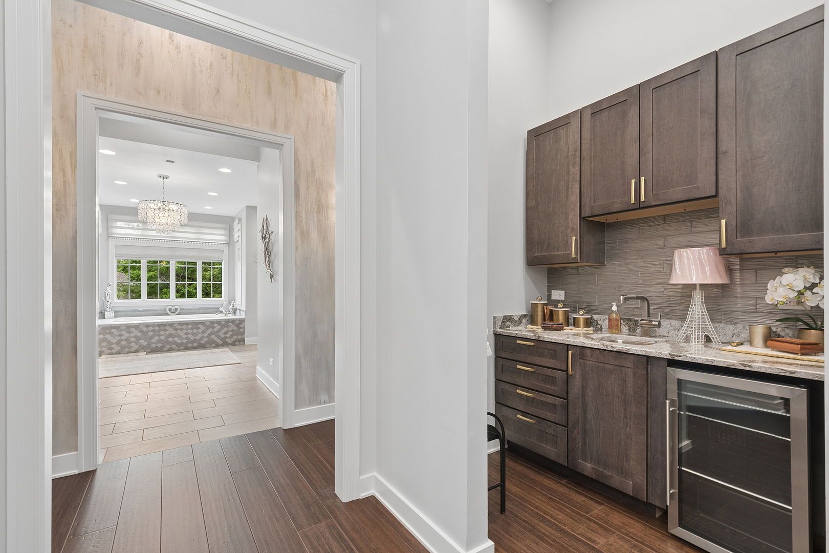 15w181 87th Street Property Photo 18