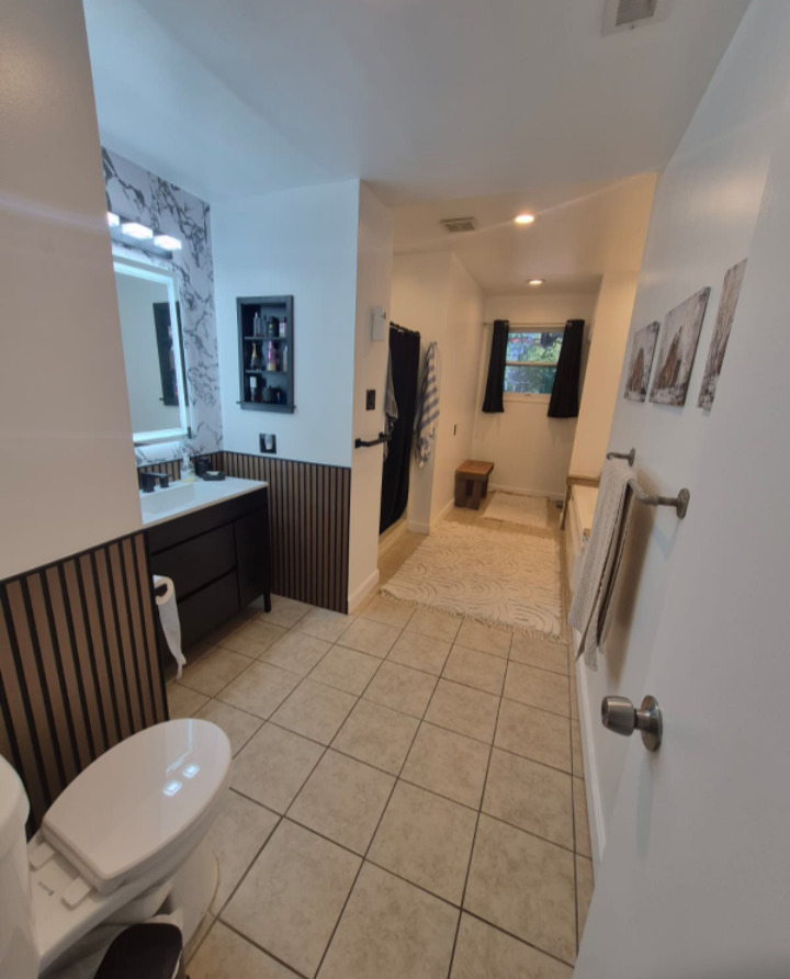 325 Indianwood Boulevard Property Photo 10