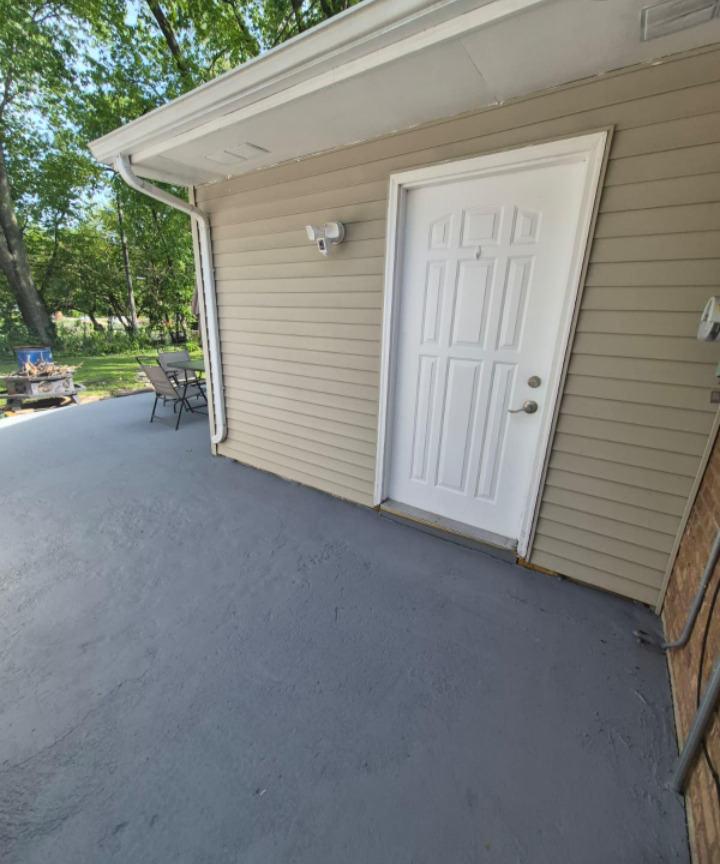 325 Indianwood Boulevard Property Photo 12
