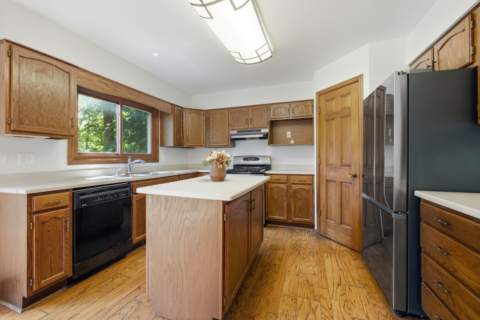 307 W Schaumburg Road Property Photo 12