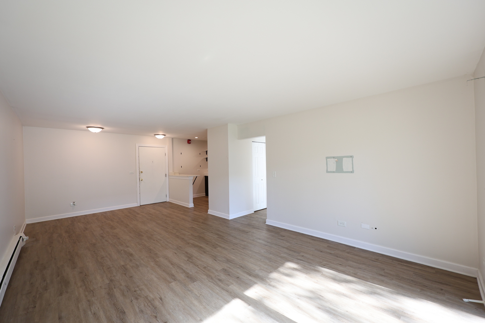 2230 S Goebbert Road 139 Property Photo 6