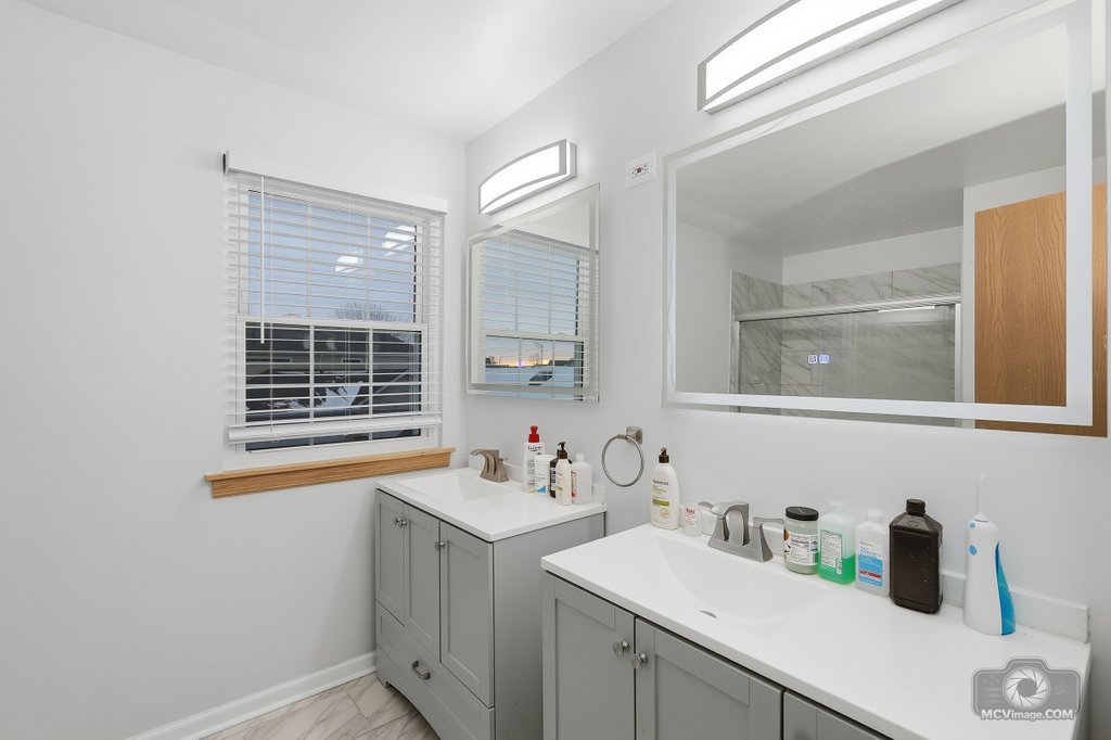 3648 W 125th Street Property Photo 11