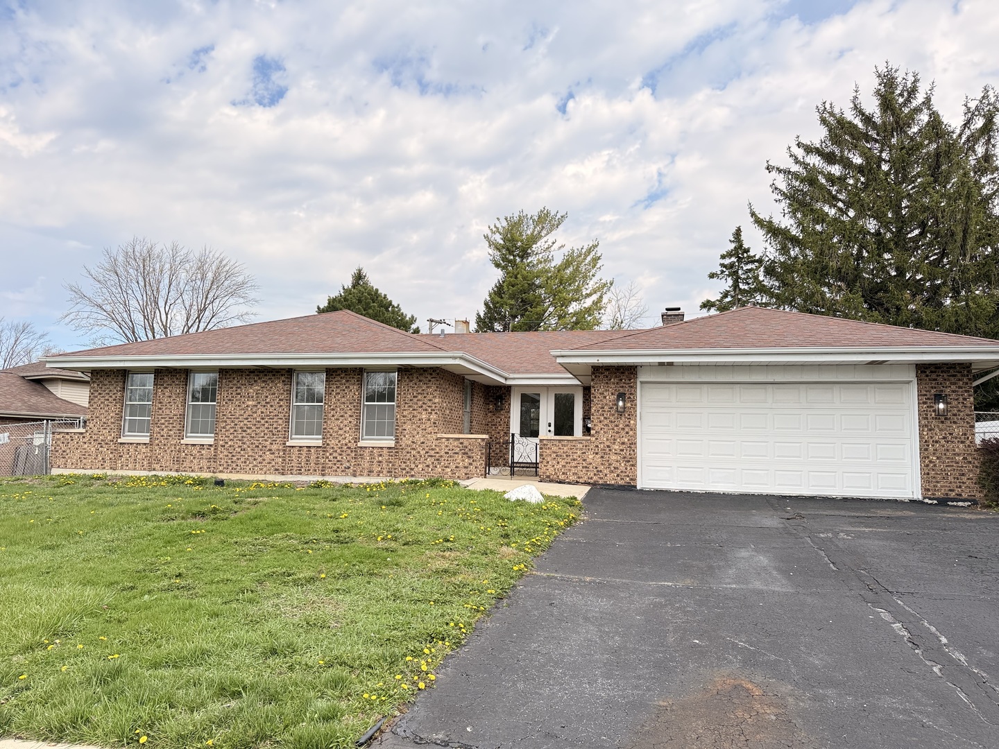 823 Bradoc Street Property Photo 1