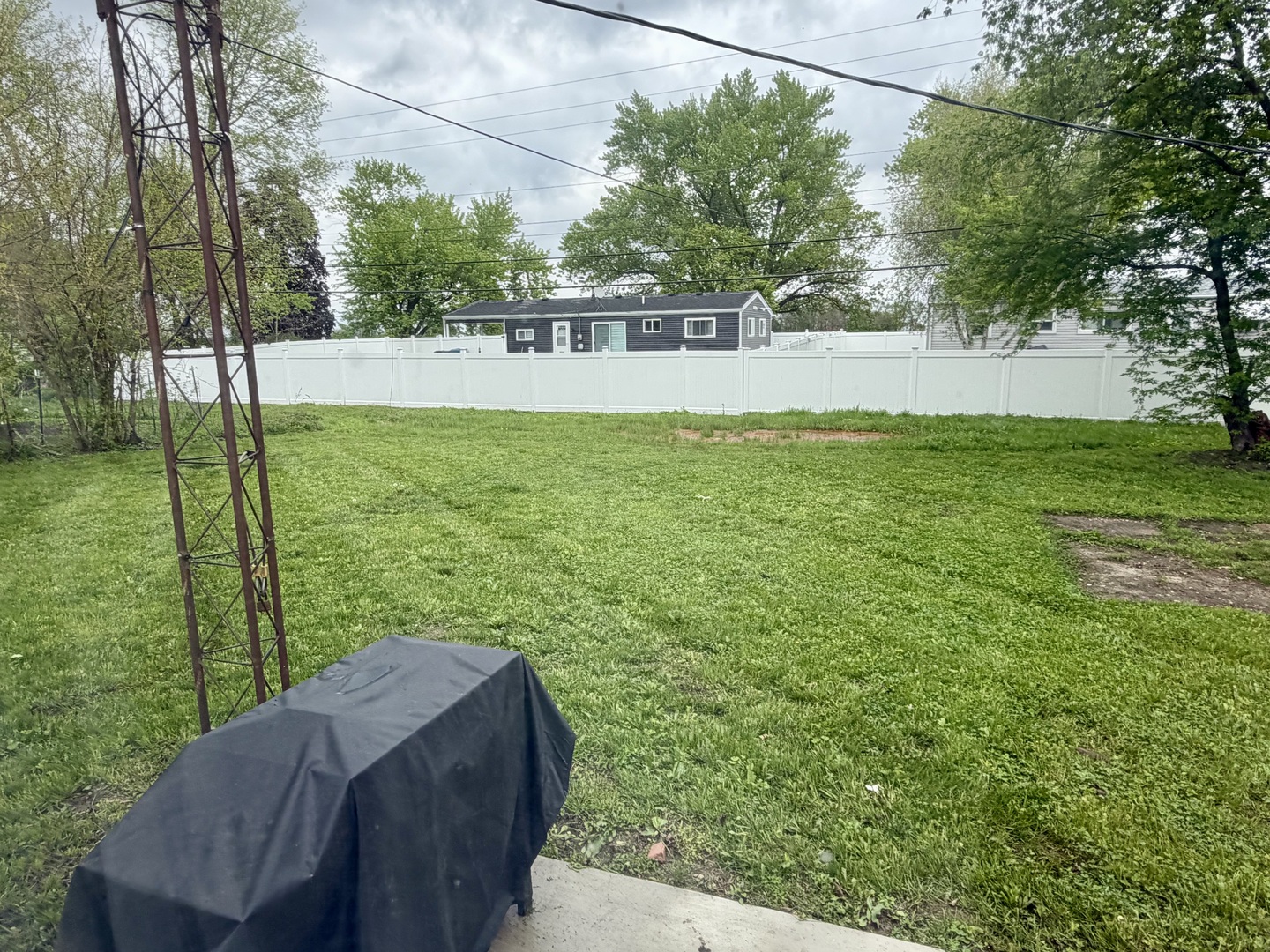 7471 E 1st Street Property Photo 9