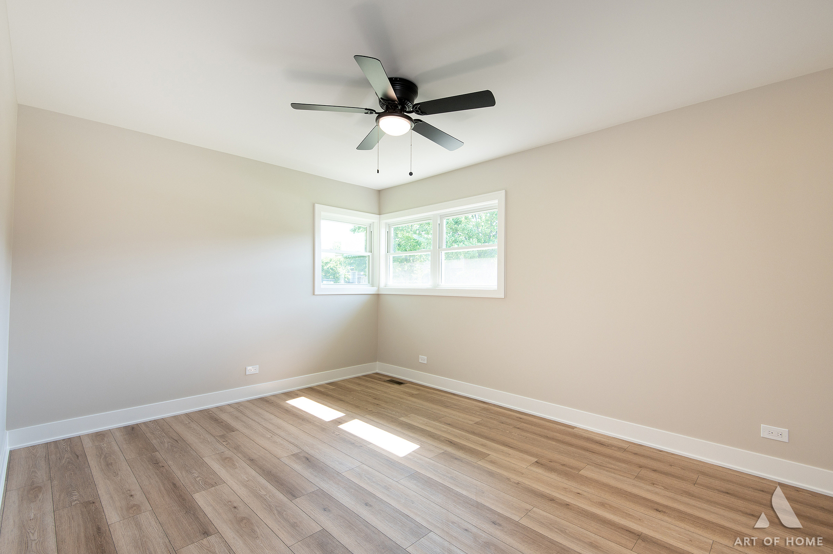 10815 S 71st Court Property Photo 19