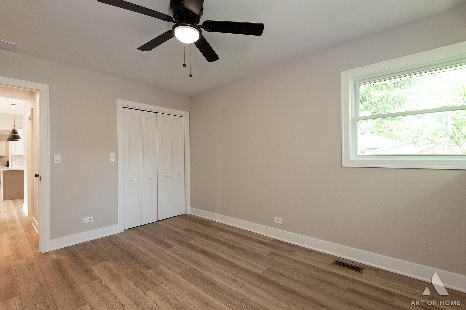10815 S 71st Court Property Photo 23