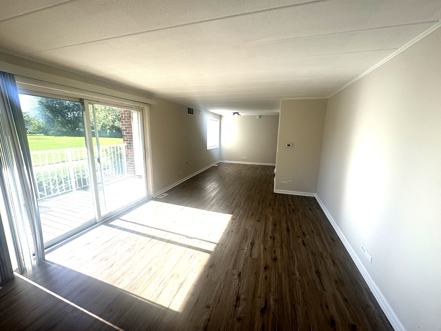 1112 Westover Lane 1b Property Photo 2