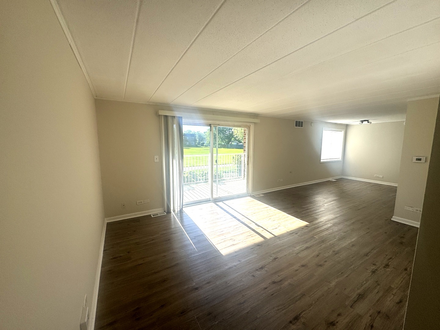 1112 Westover Lane 1b Property Photo 3