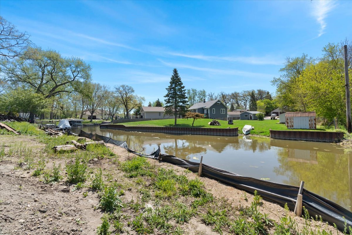 39457 N Forest Avenue Property Photo 1