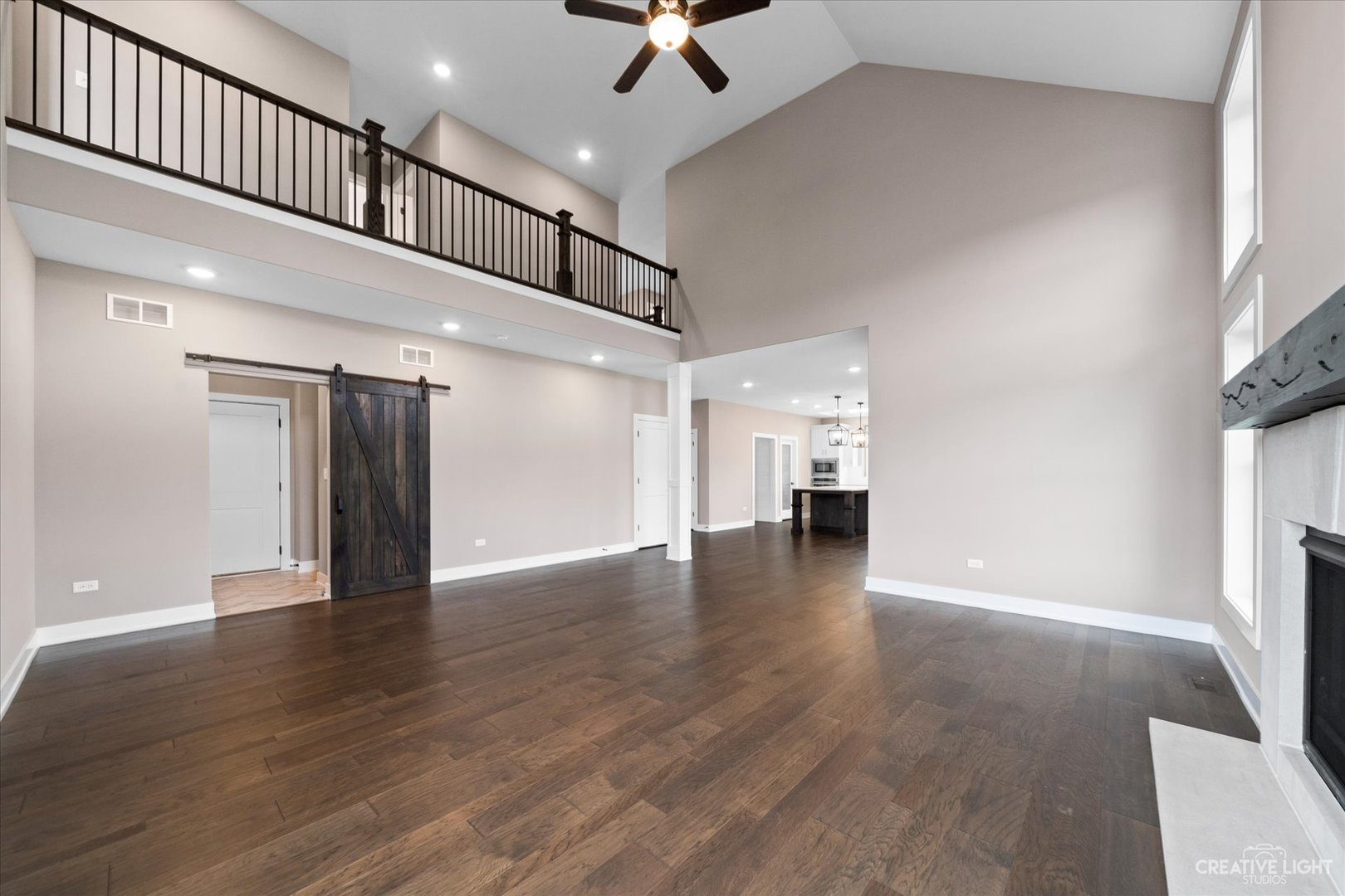 483 Deerfield Drive Property Photo 6