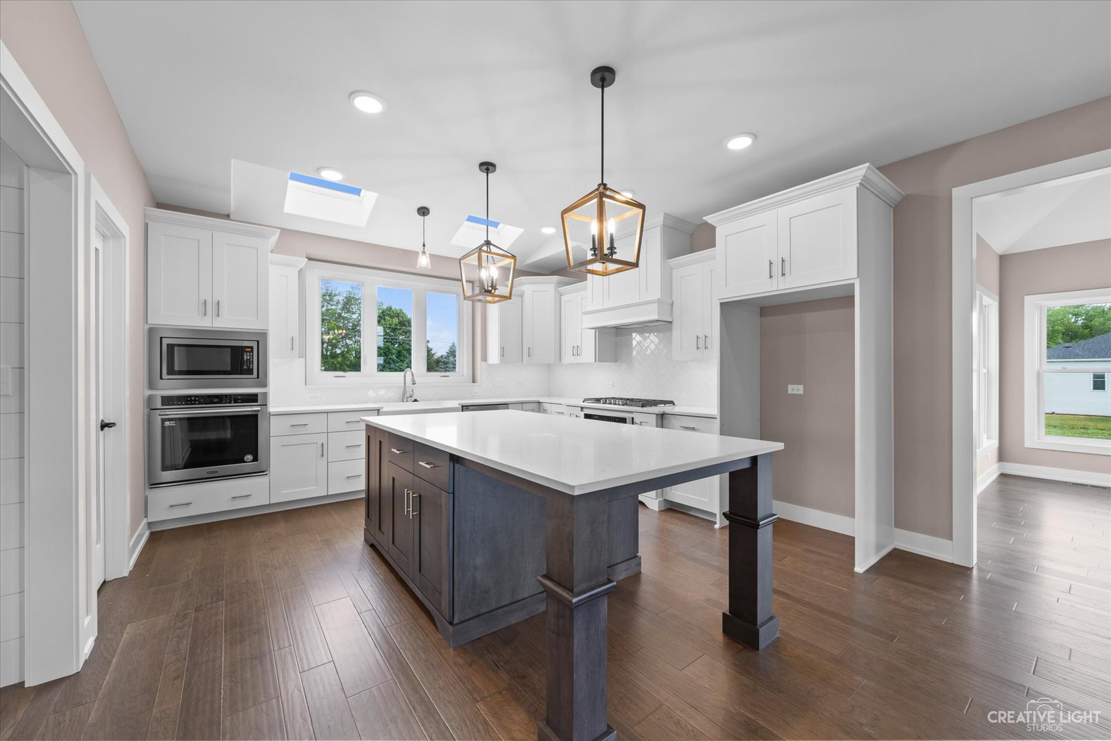 483 Deerfield Drive Property Photo 8