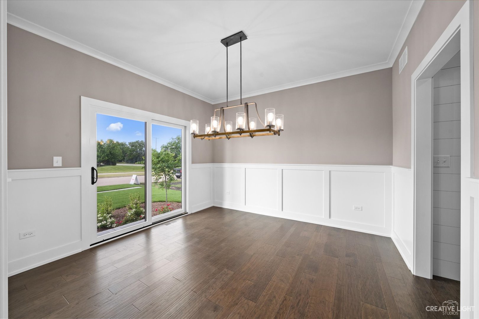 483 Deerfield Drive Property Photo 15