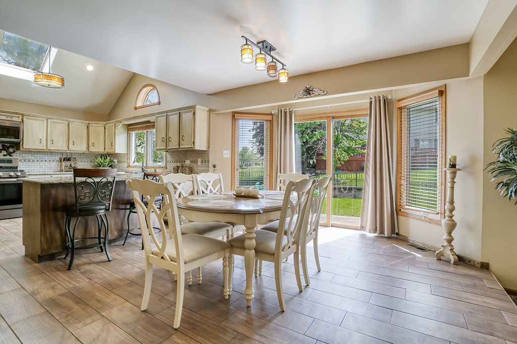 18013 Alice Lane Property Photo 9
