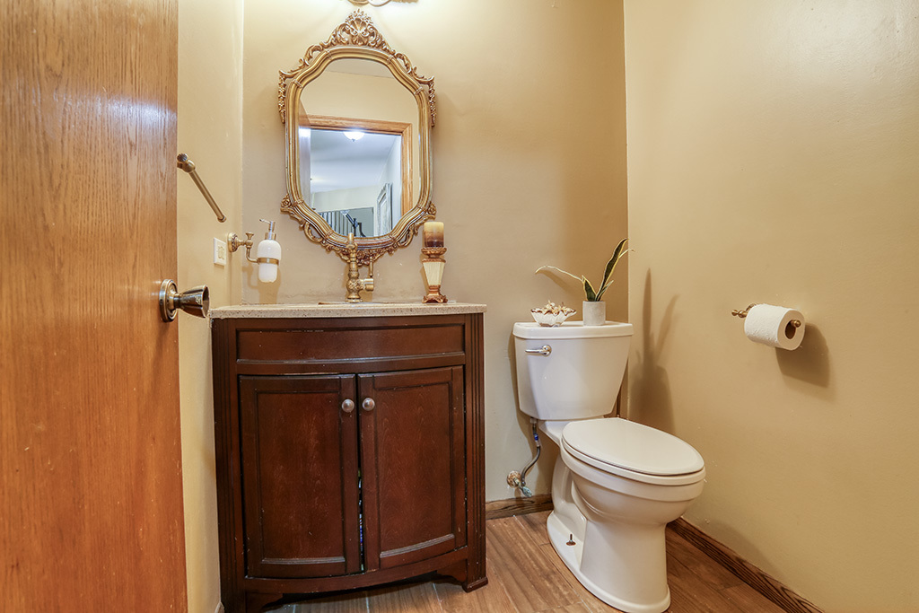 18013 Alice Lane Property Photo 13