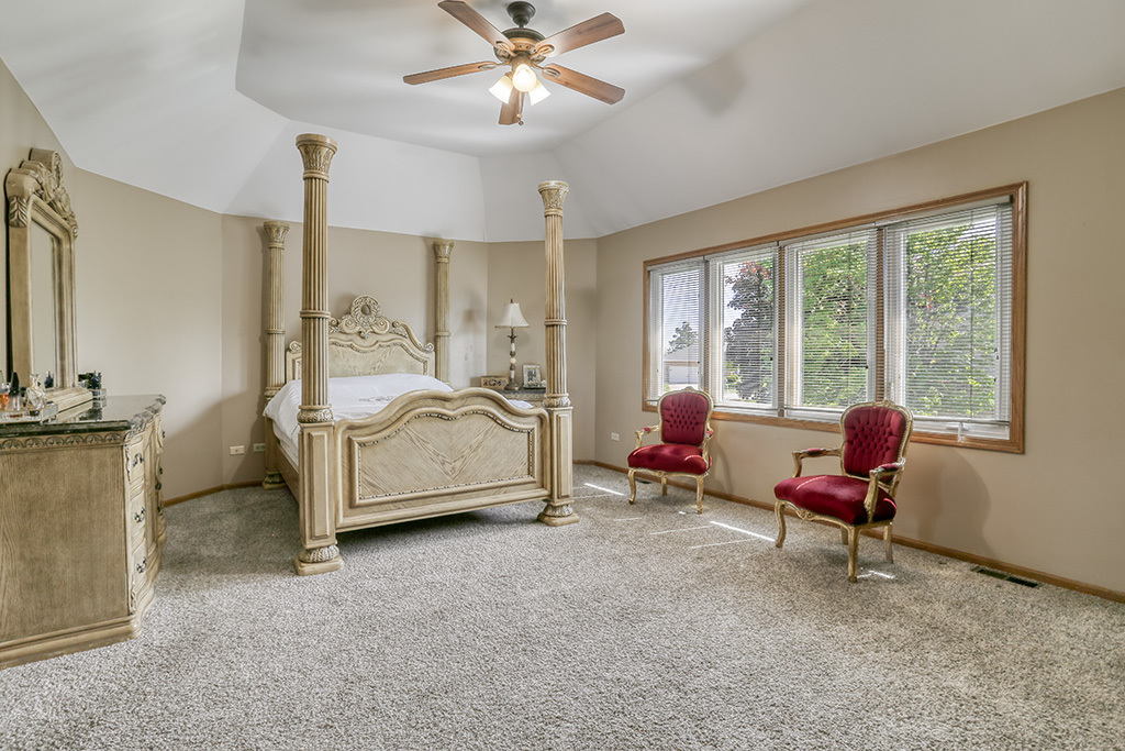 18013 Alice Lane Property Photo 16