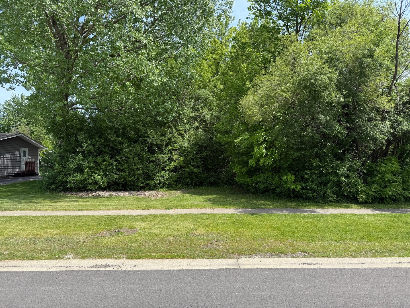 0 Greenview Avenue Property Photo 1