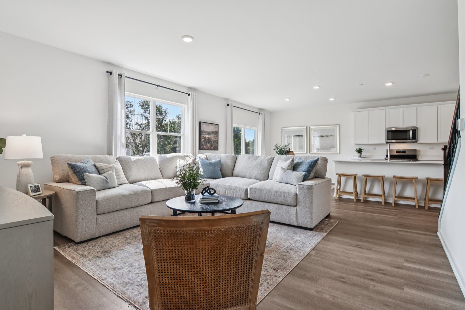 5745 Hunter Drive Property Photo 10