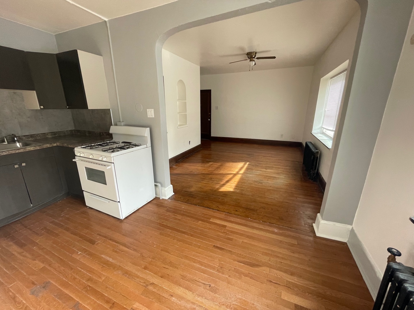 1930 9th Street Property Photo 4