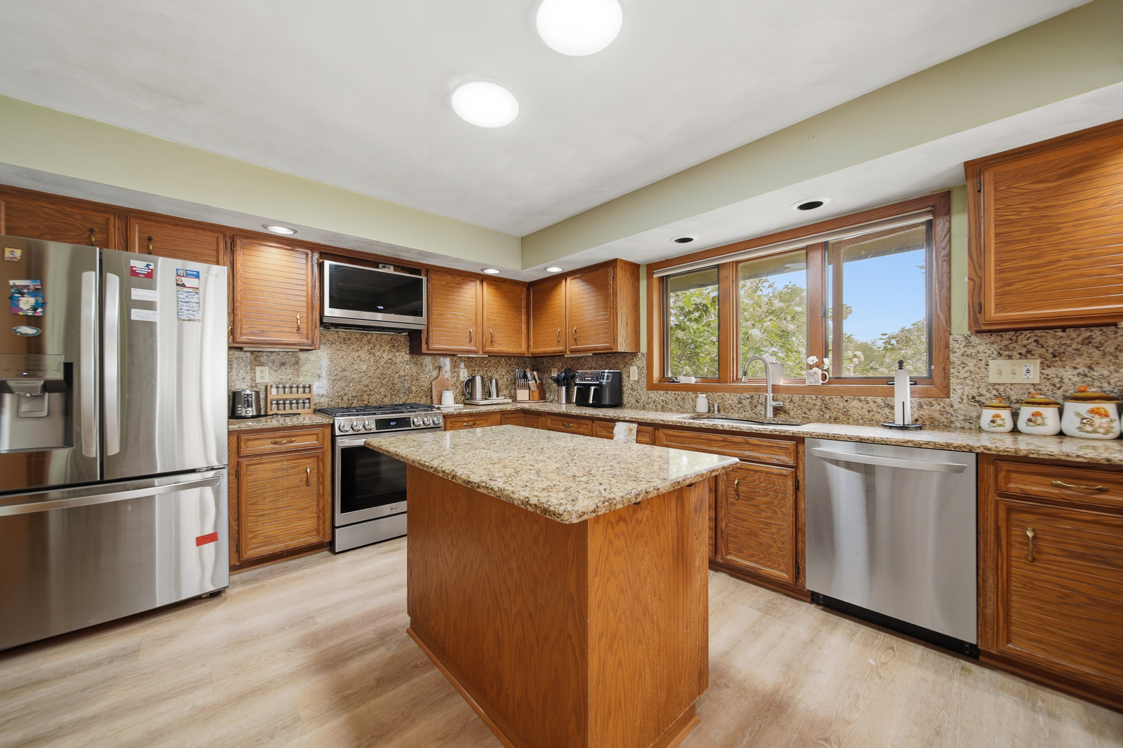 3261 N Silver Ridge Drive Property Photo 12
