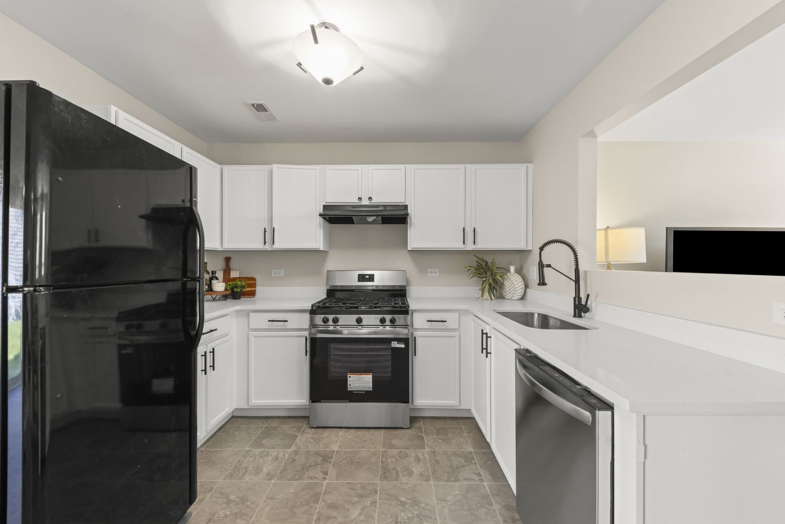 783 Four Seasons Boulevard Property Photo 8