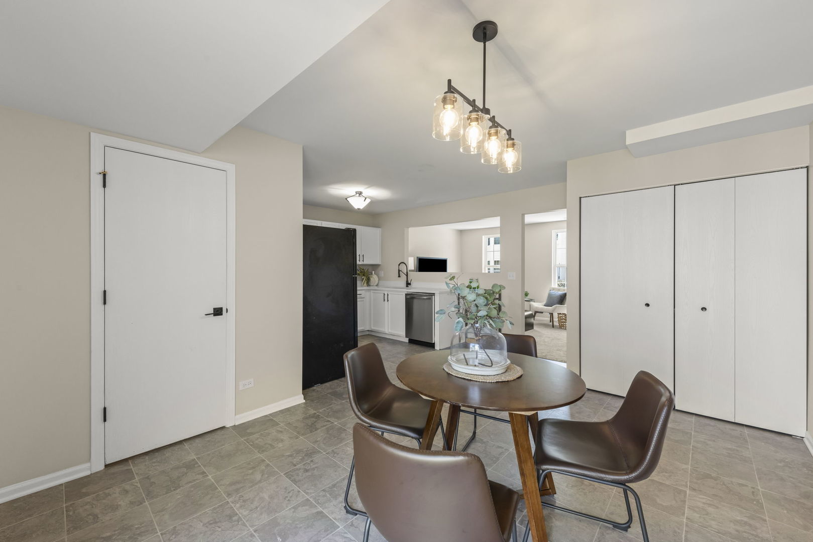 783 Four Seasons Boulevard Property Photo 10