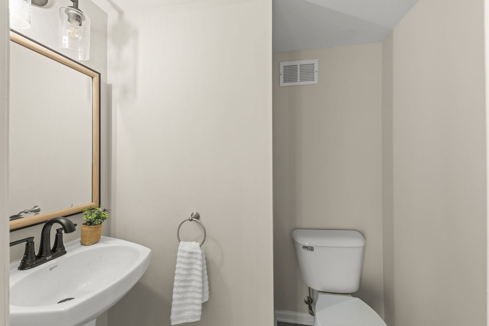 783 Four Seasons Boulevard Property Photo 12