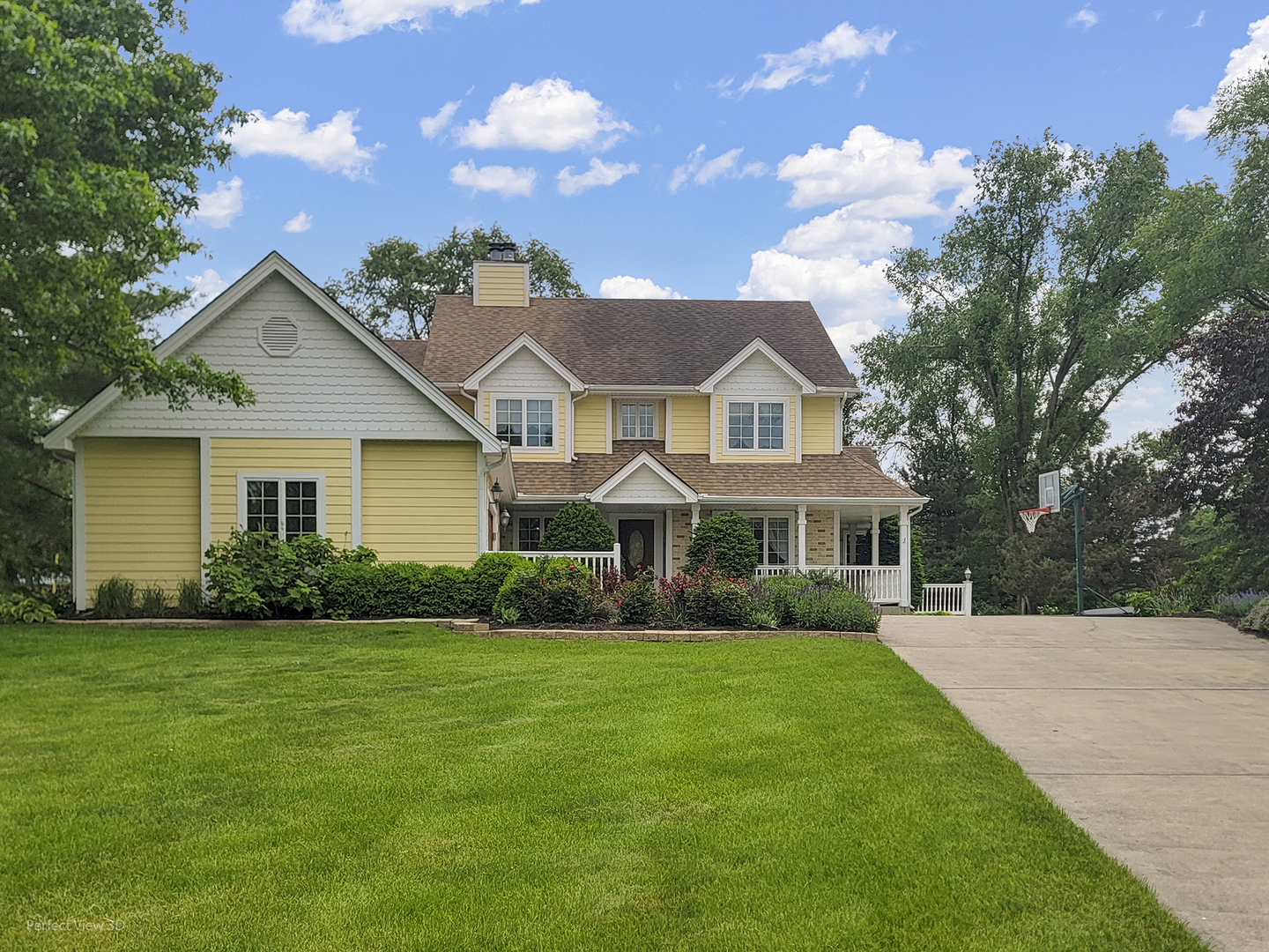 295 W Grandin Road Property Photo 1