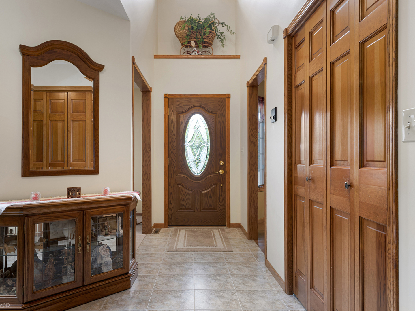295 W Grandin Road Property Photo 6