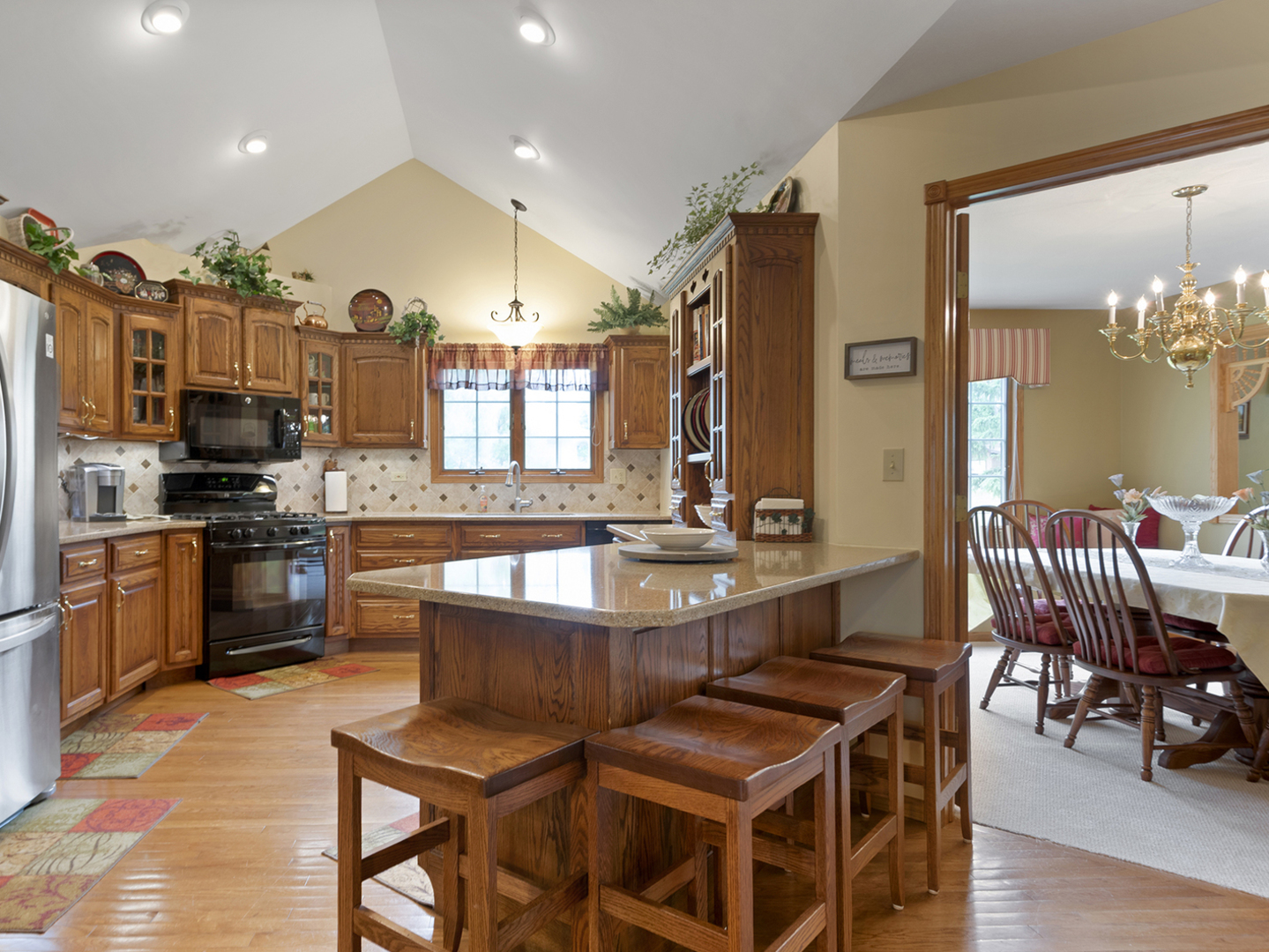 295 W Grandin Road Property Photo 12