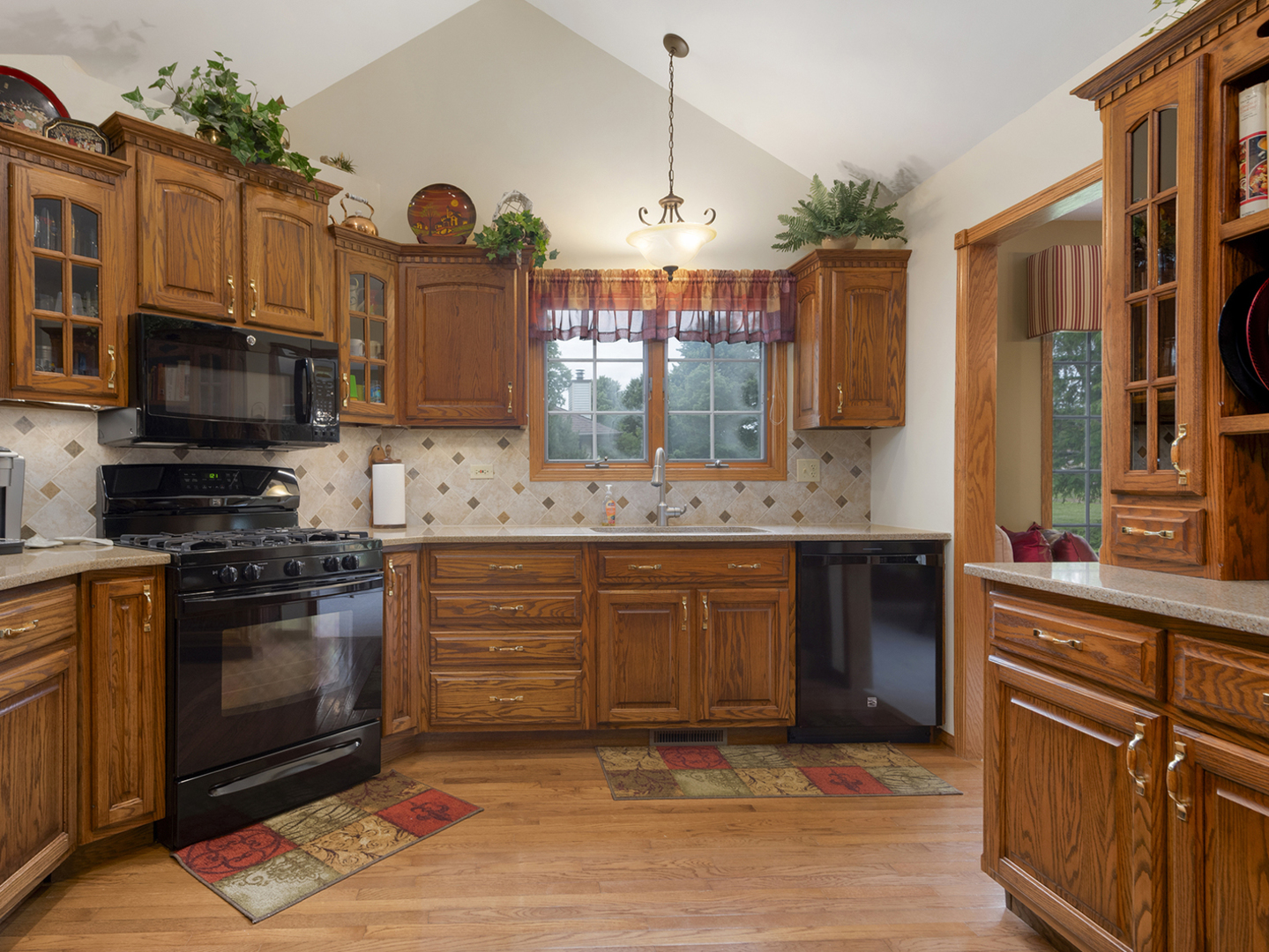 295 W Grandin Road Property Photo 13