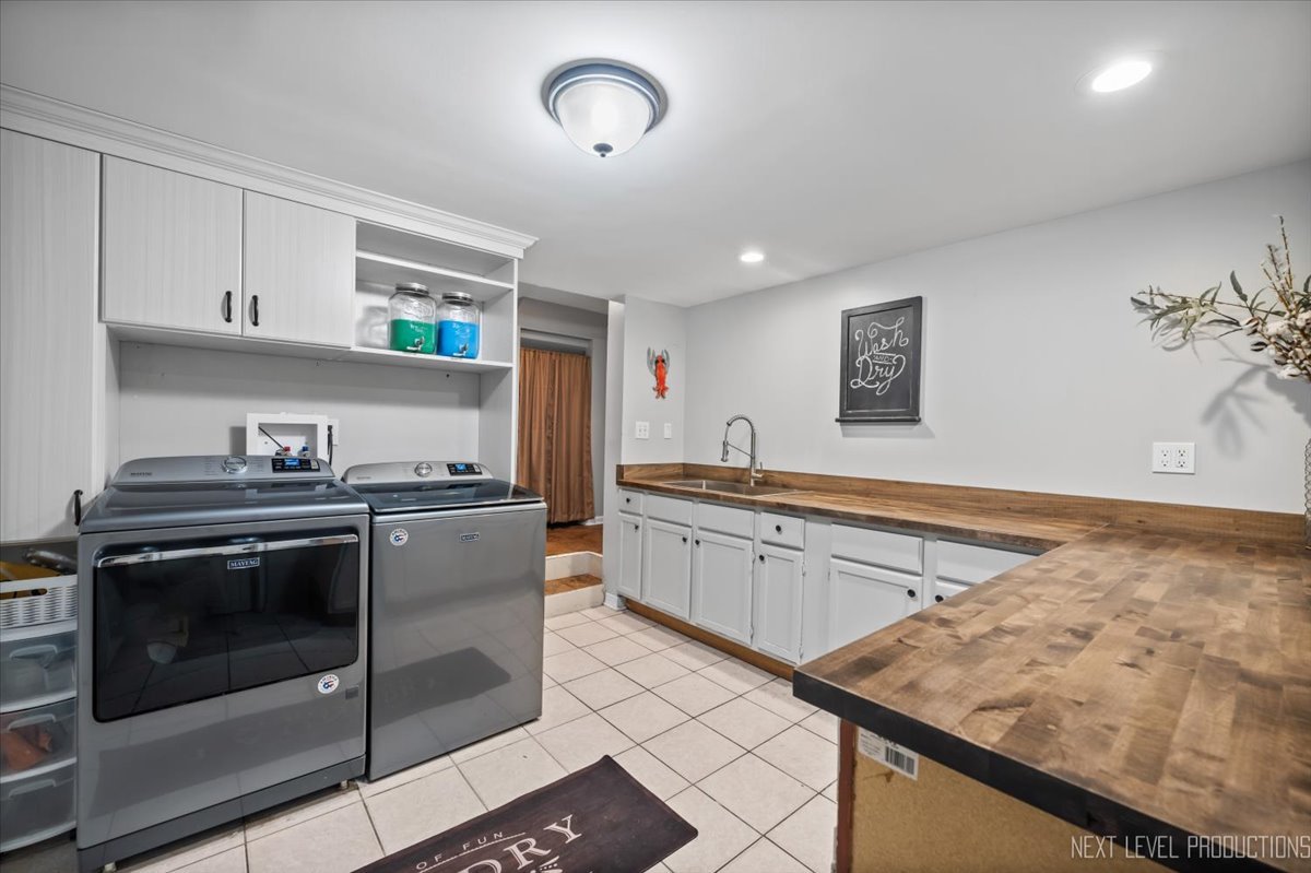 706 S Batavia Avenue Property Photo 28