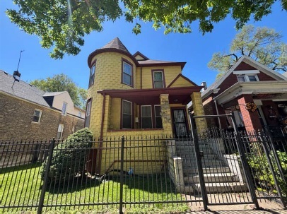 7428 S Maryland Avenue Property Photo 2