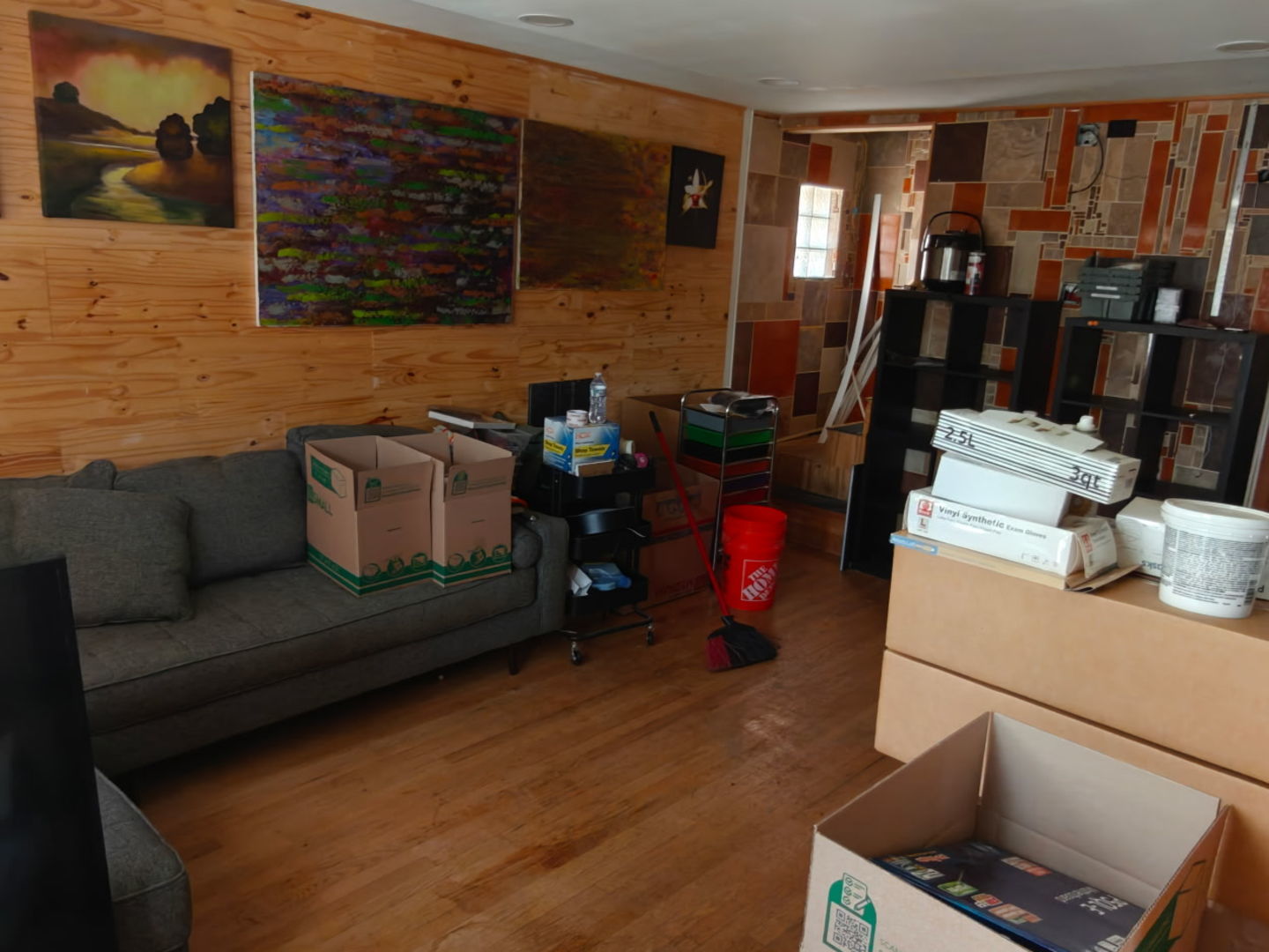 9023 S Cornell Avenue Property Photo 2