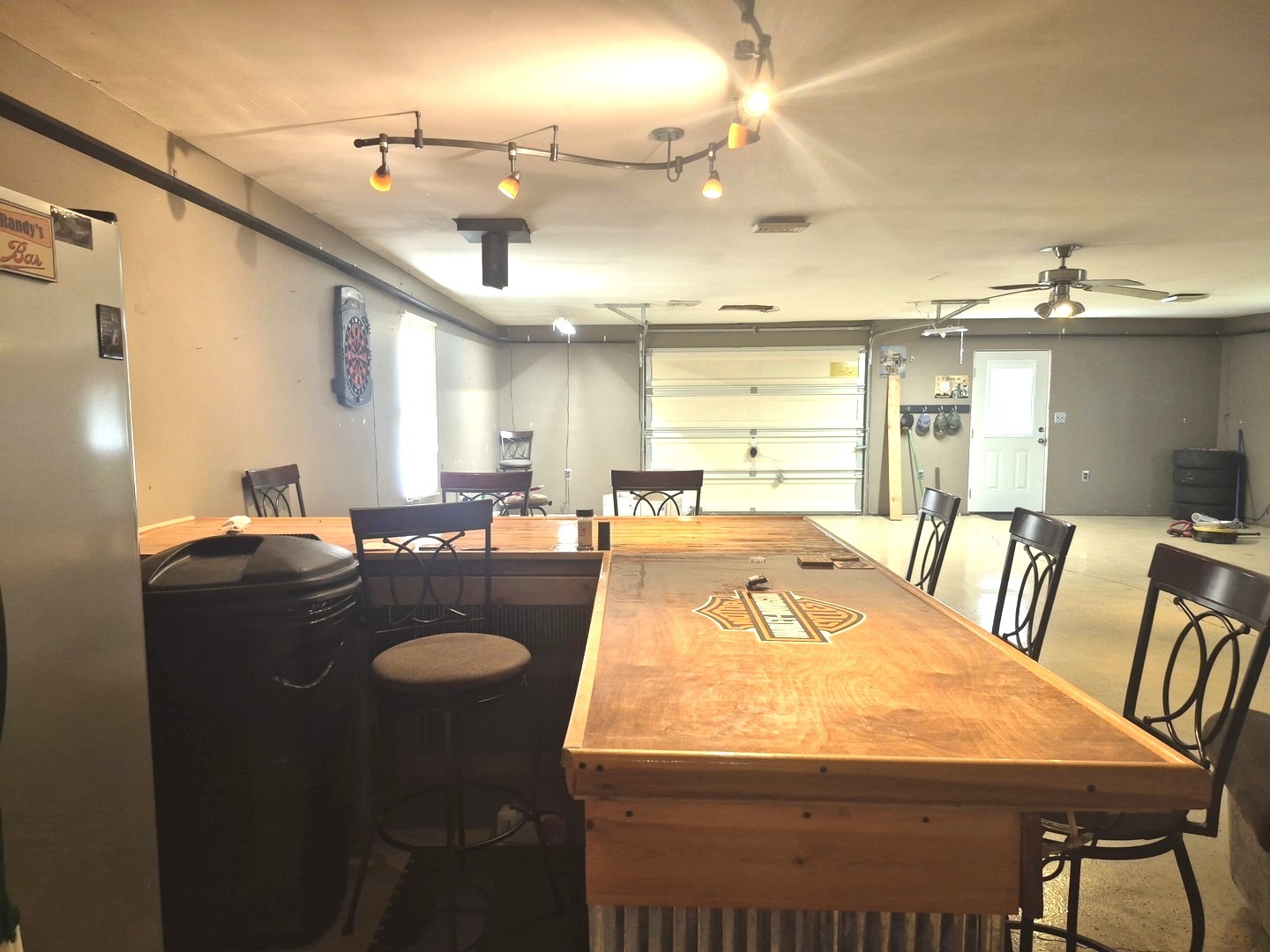27 Baker Street Property Photo 12