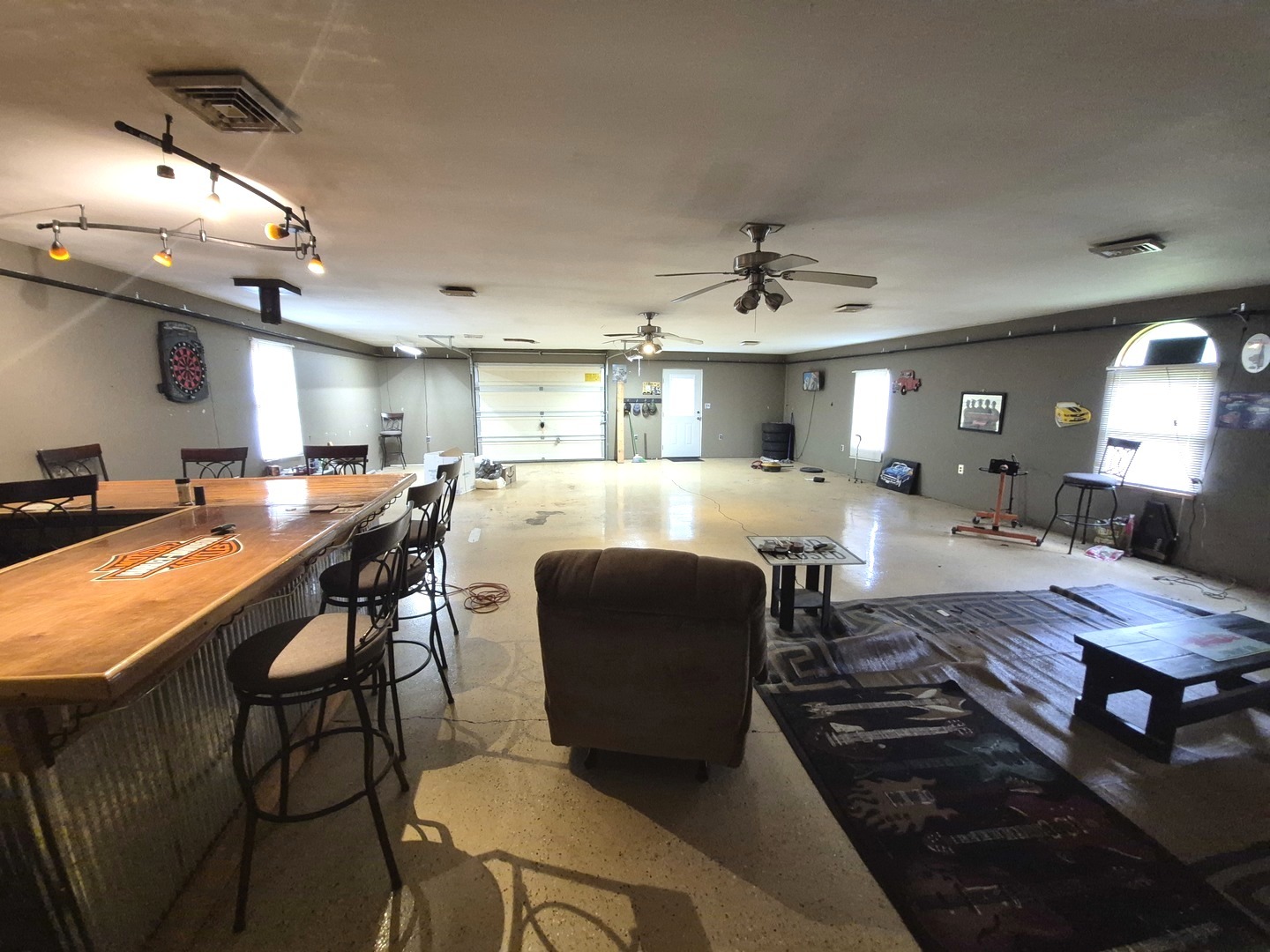 27 Baker Street Property Photo 13