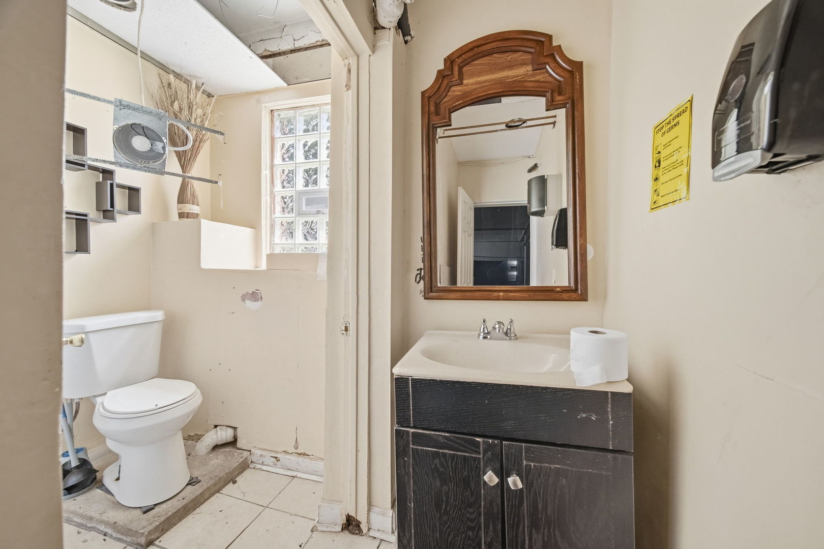 1501 W Marquette Road Property Photo 12