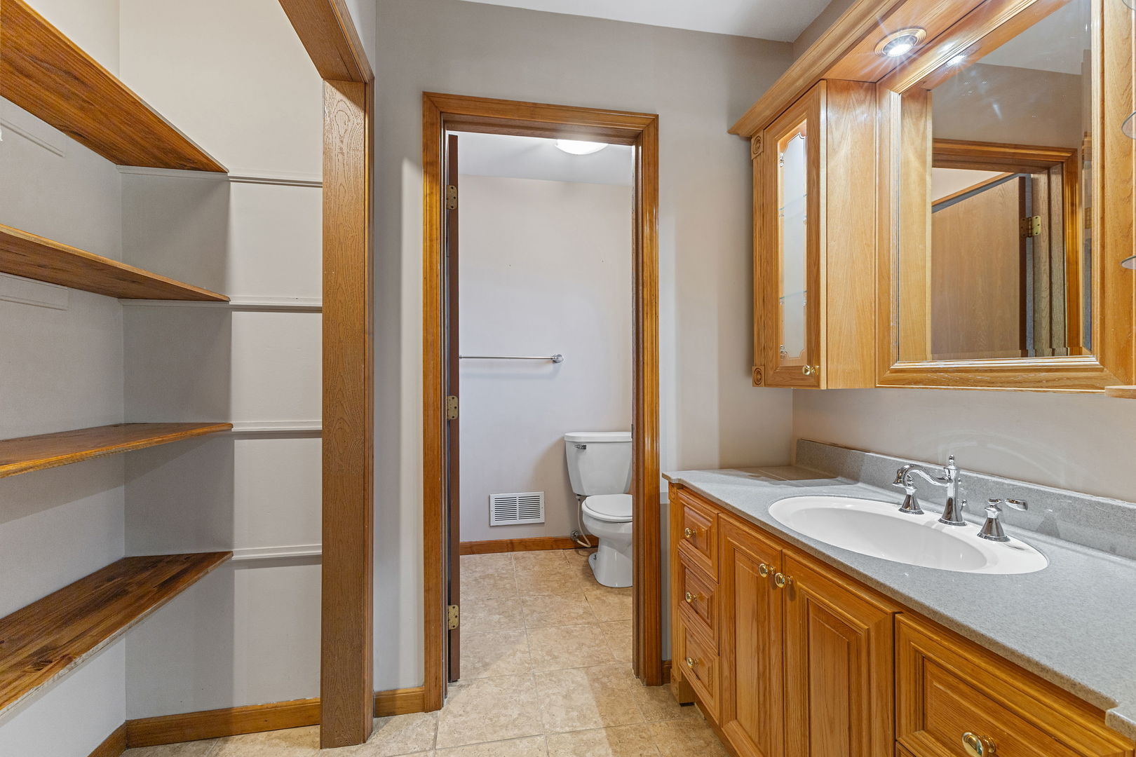 11716 S Black Forest Lane Property Photo 14