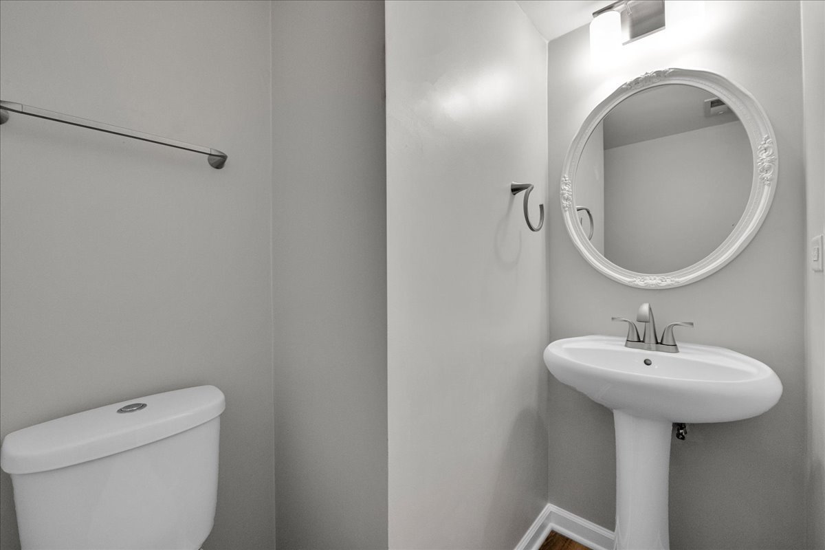 943 Four Seasons Boulevard 943 Property Photo 21
