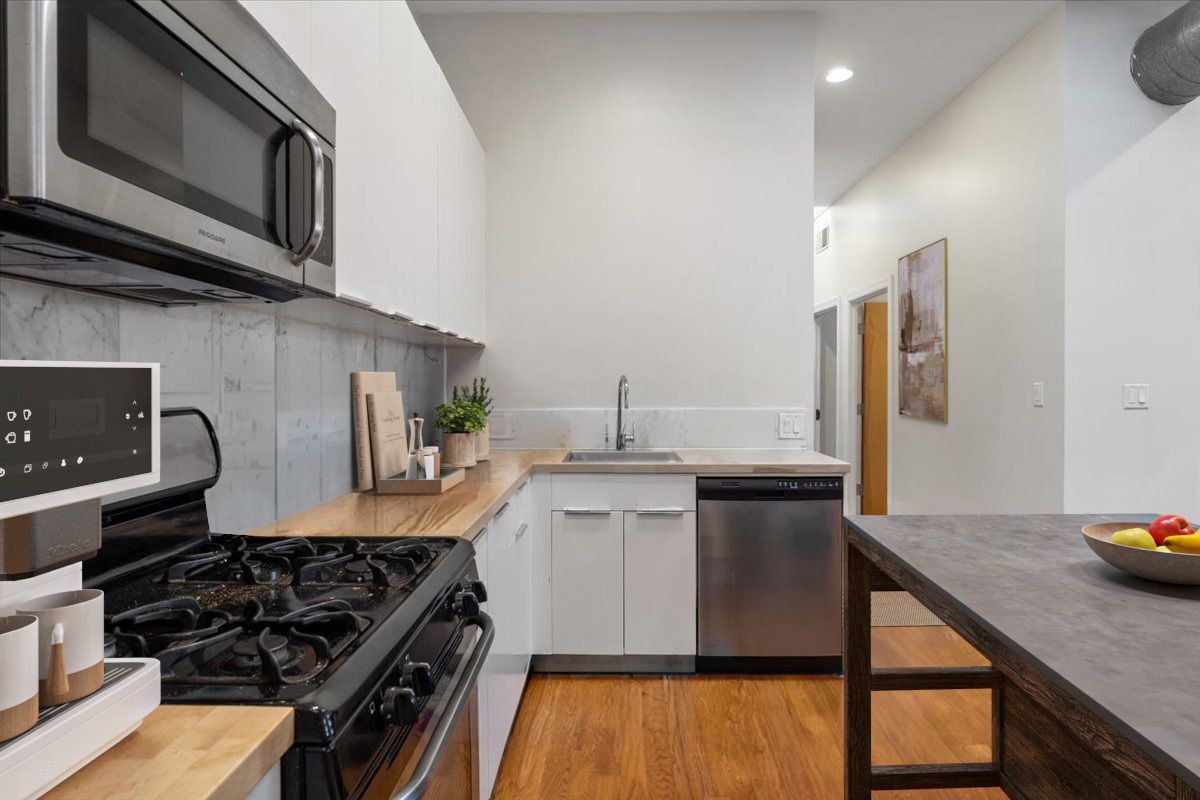 2016 W Concord Place Property Photo 10