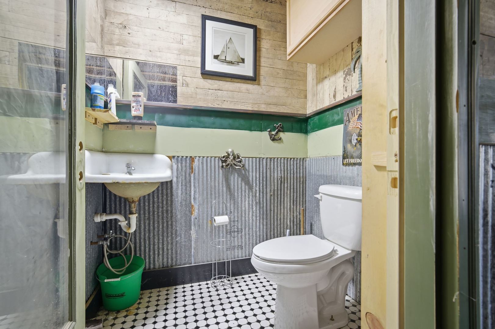 125 S Park Street Property Photo 15