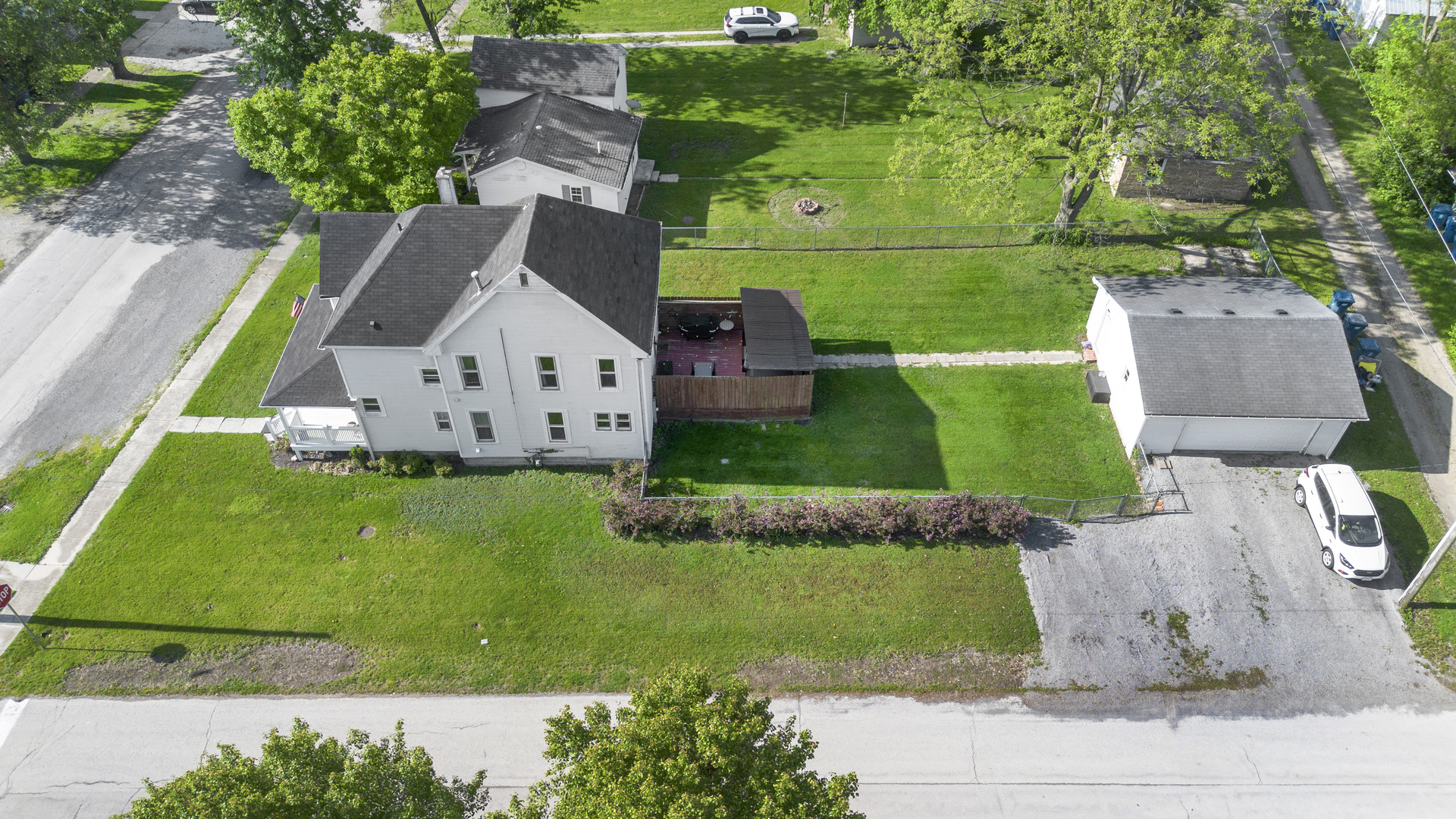 211 N Maple Street Property Photo 20