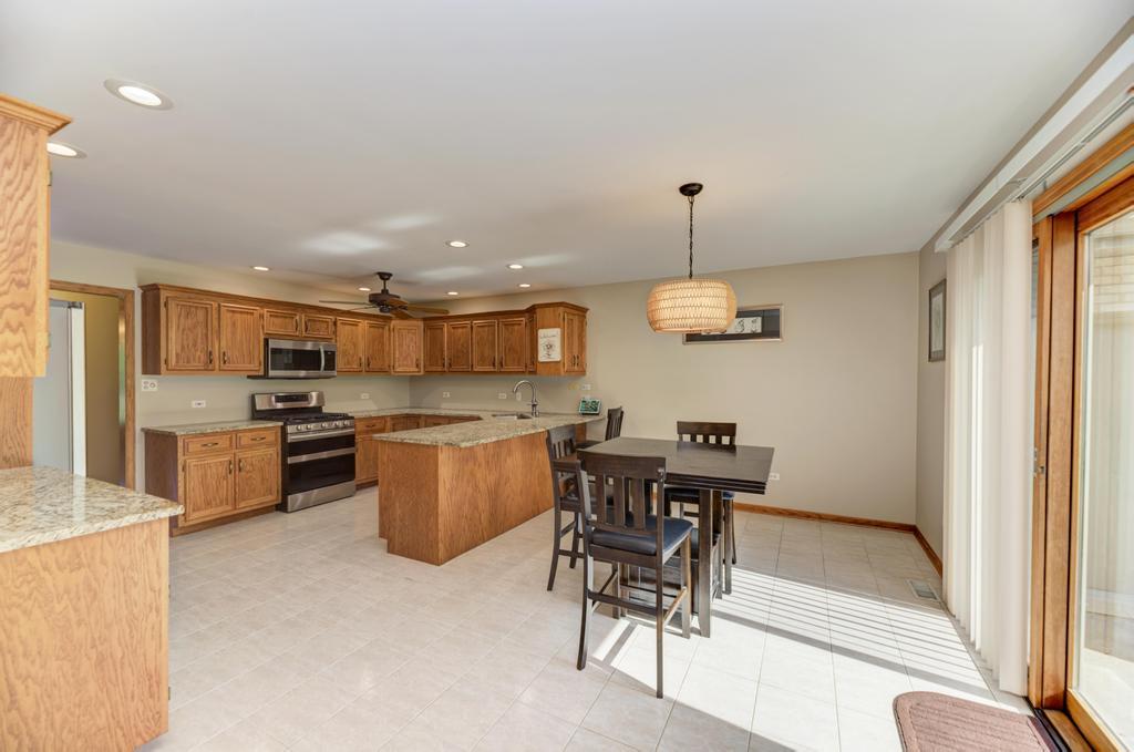 24031 S Schoolhouse Road Property Photo 16