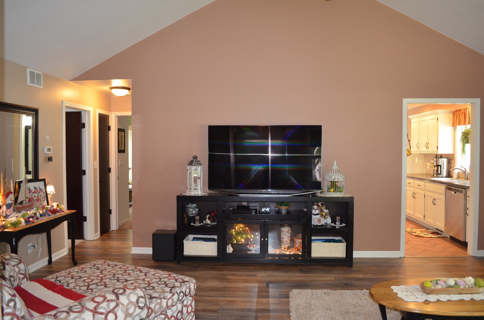 3813 Illinois Street Property Photo 8