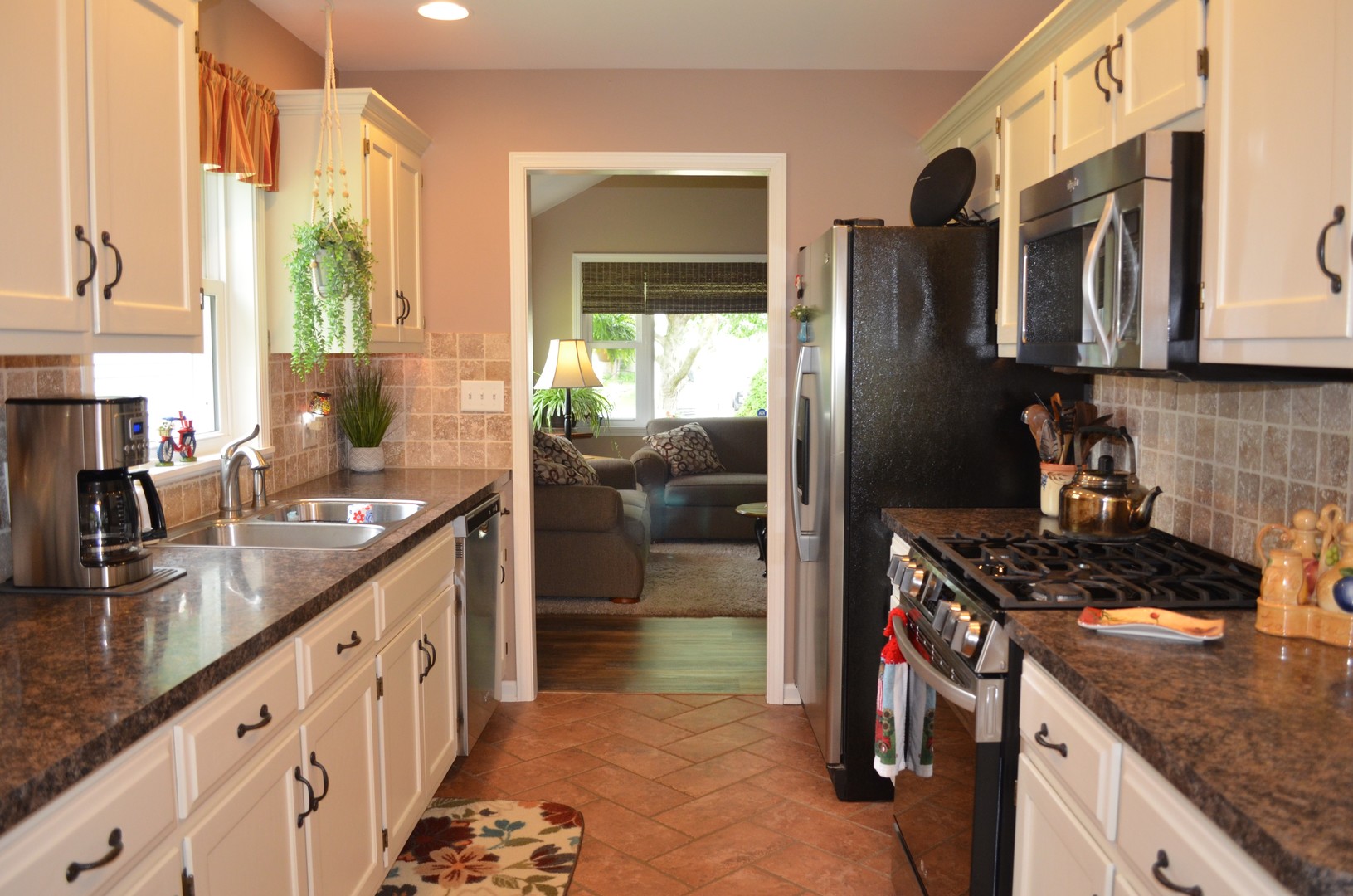 3813 Illinois Street Property Photo 11