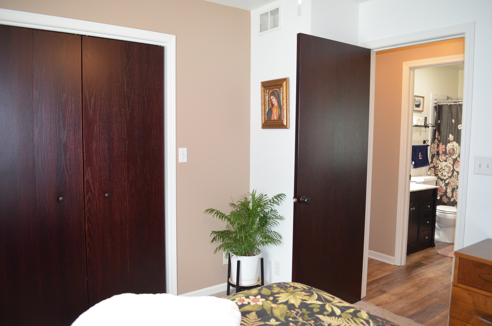 3813 Illinois Street Property Photo 15